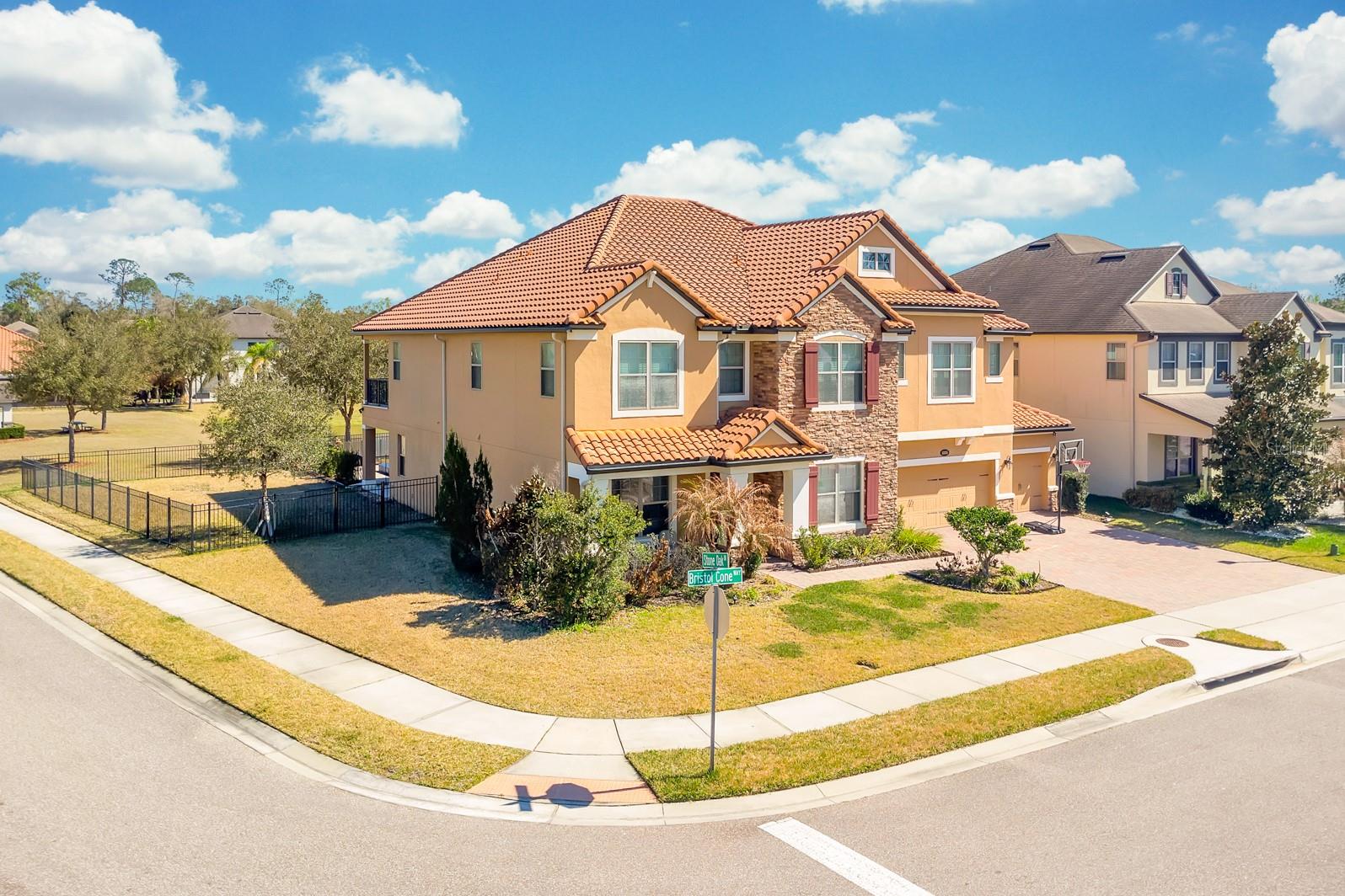 ASTOR GRANDE AT LAKE FOREST - Residential