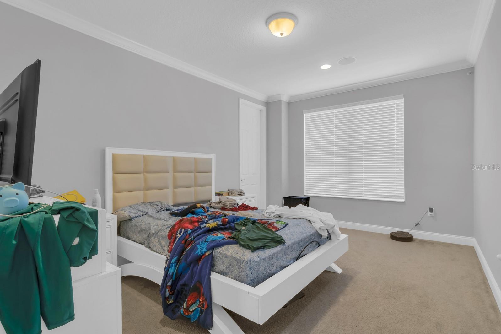 ASTOR GRANDE AT LAKE FOREST - Residential