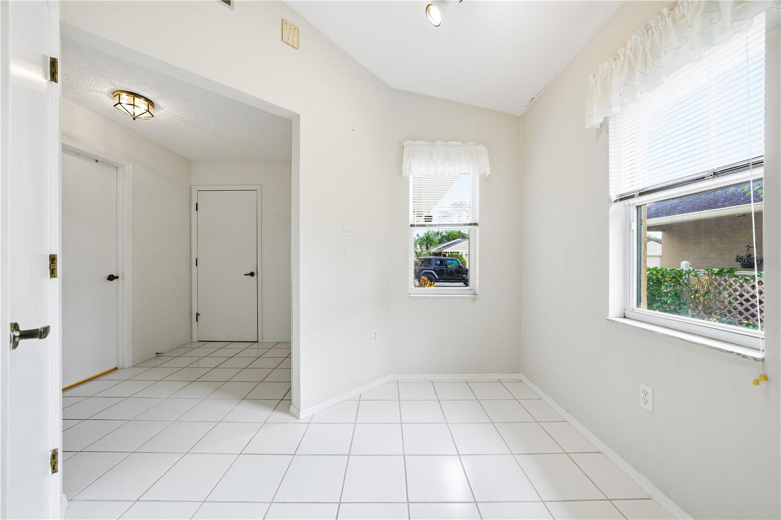 CHARTLEY COURT - Residential