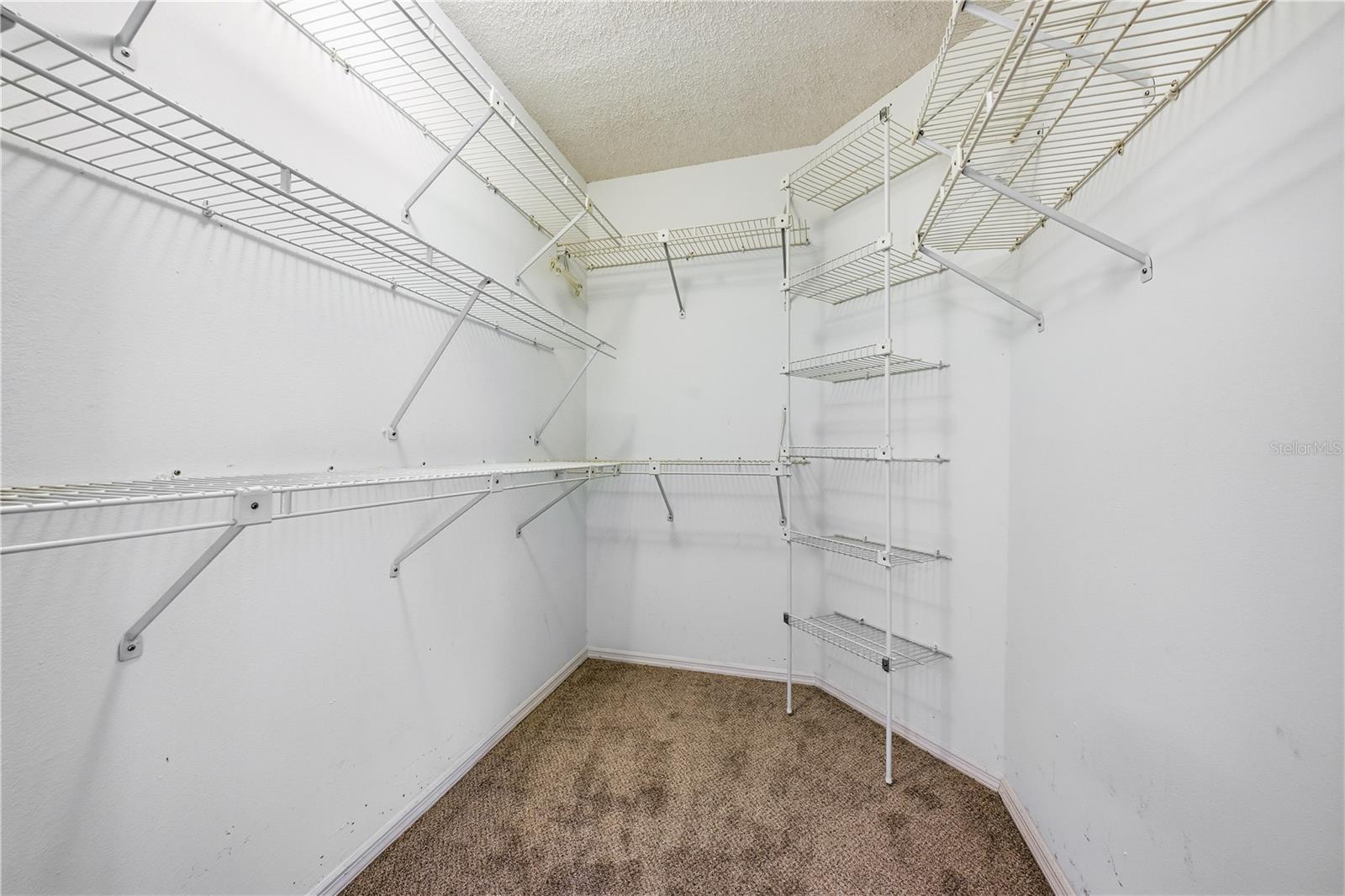 CHARTLEY COURT - Residential