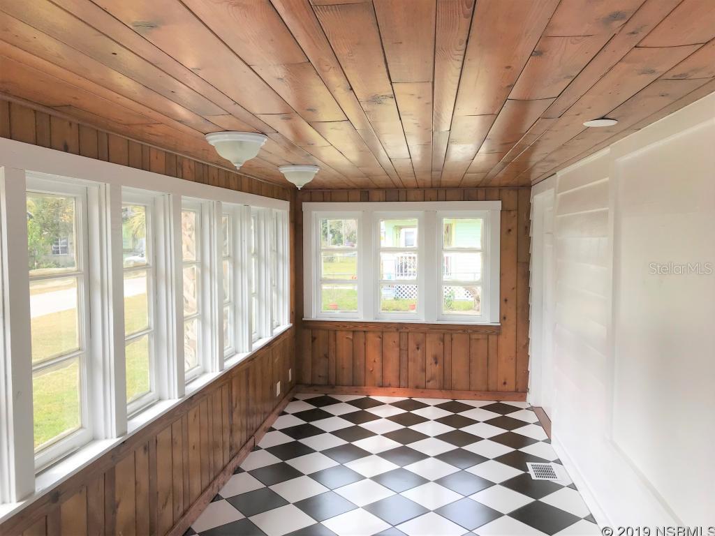 W F Connors - Residential Lease