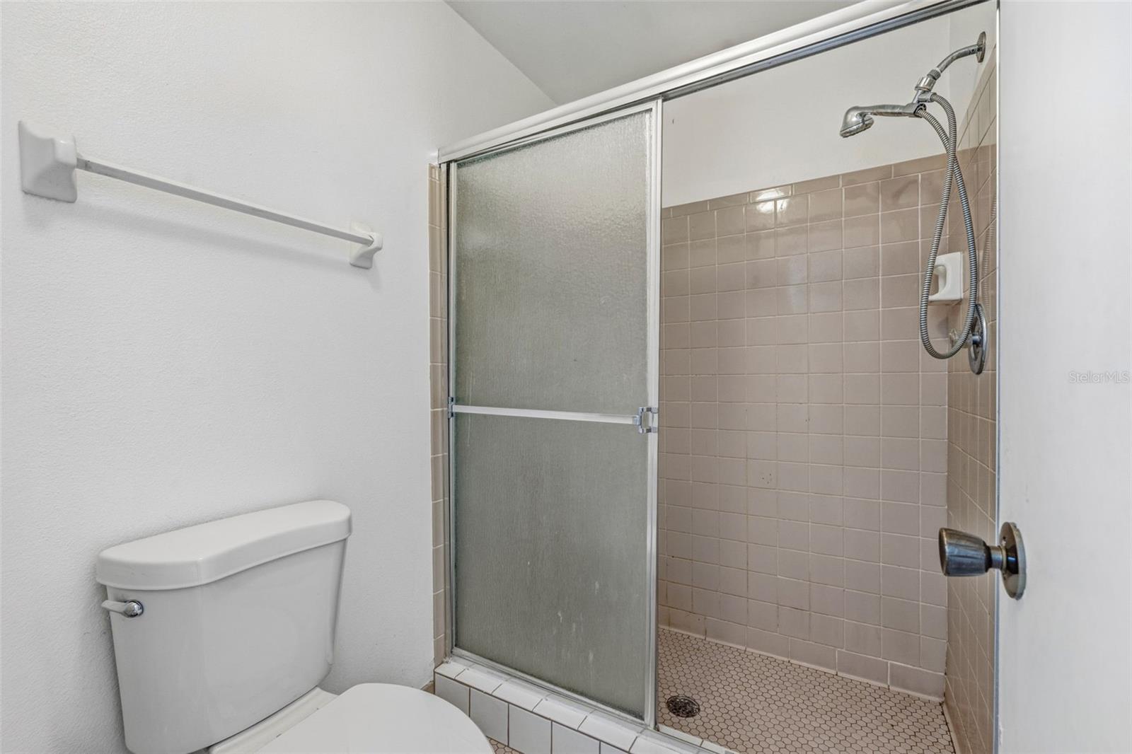 RAINTREE VILLAGE CONDO N - Residential