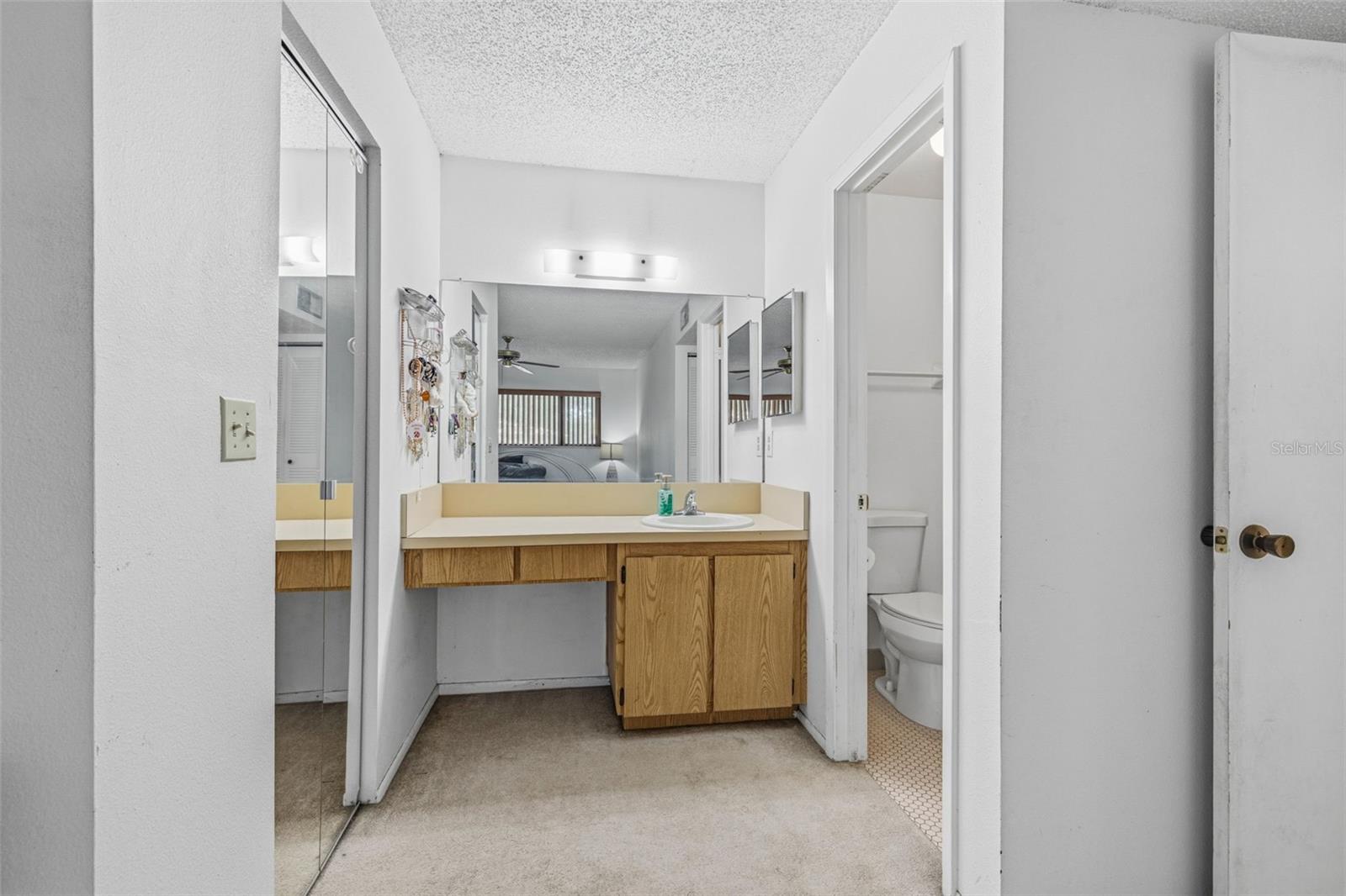 RAINTREE VILLAGE CONDO N - Residential