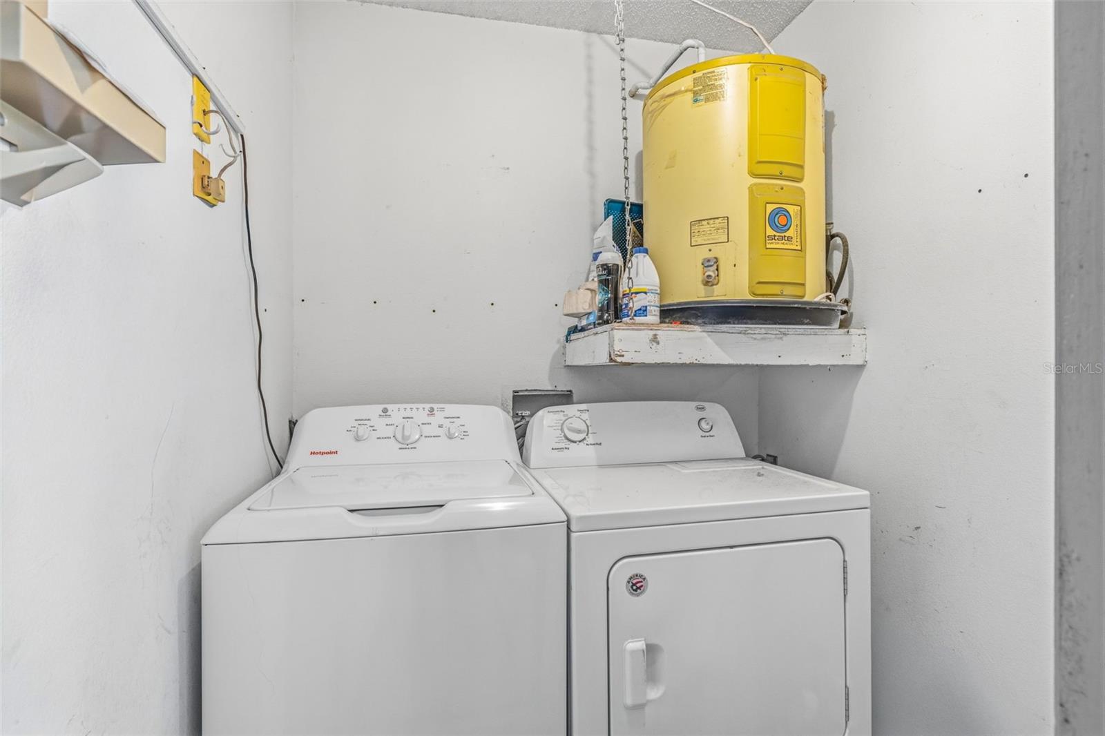 RAINTREE VILLAGE CONDO N - Residential