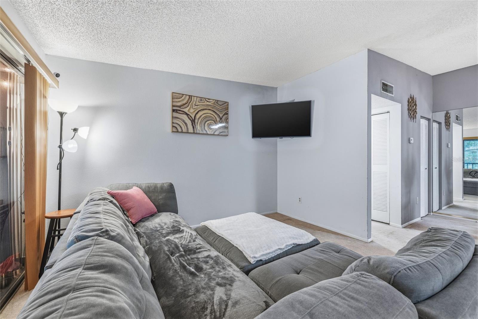 RAINTREE VILLAGE CONDO N - Residential