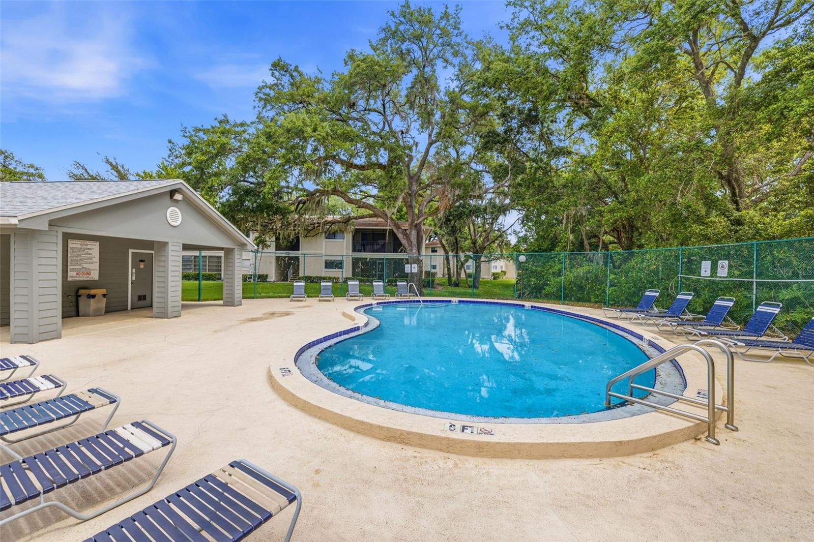 RAINTREE VILLAGE CONDO N - Residential