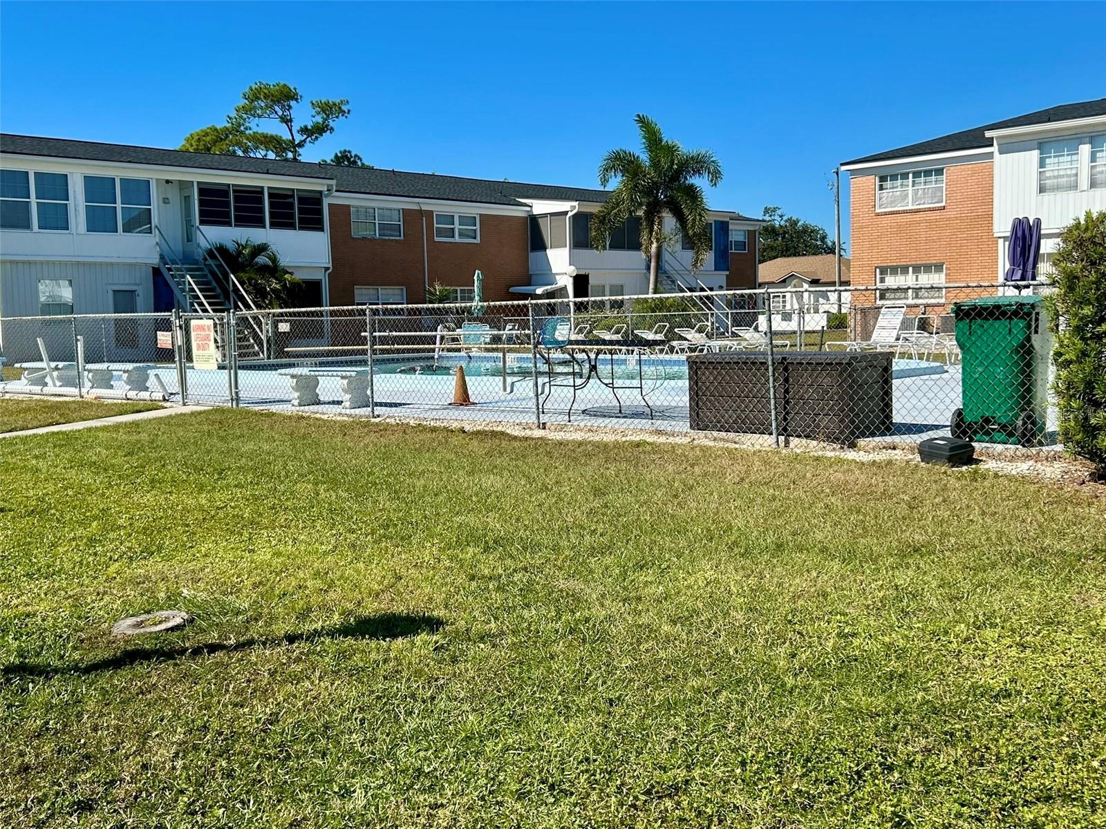 MARIA MANOR - Residential