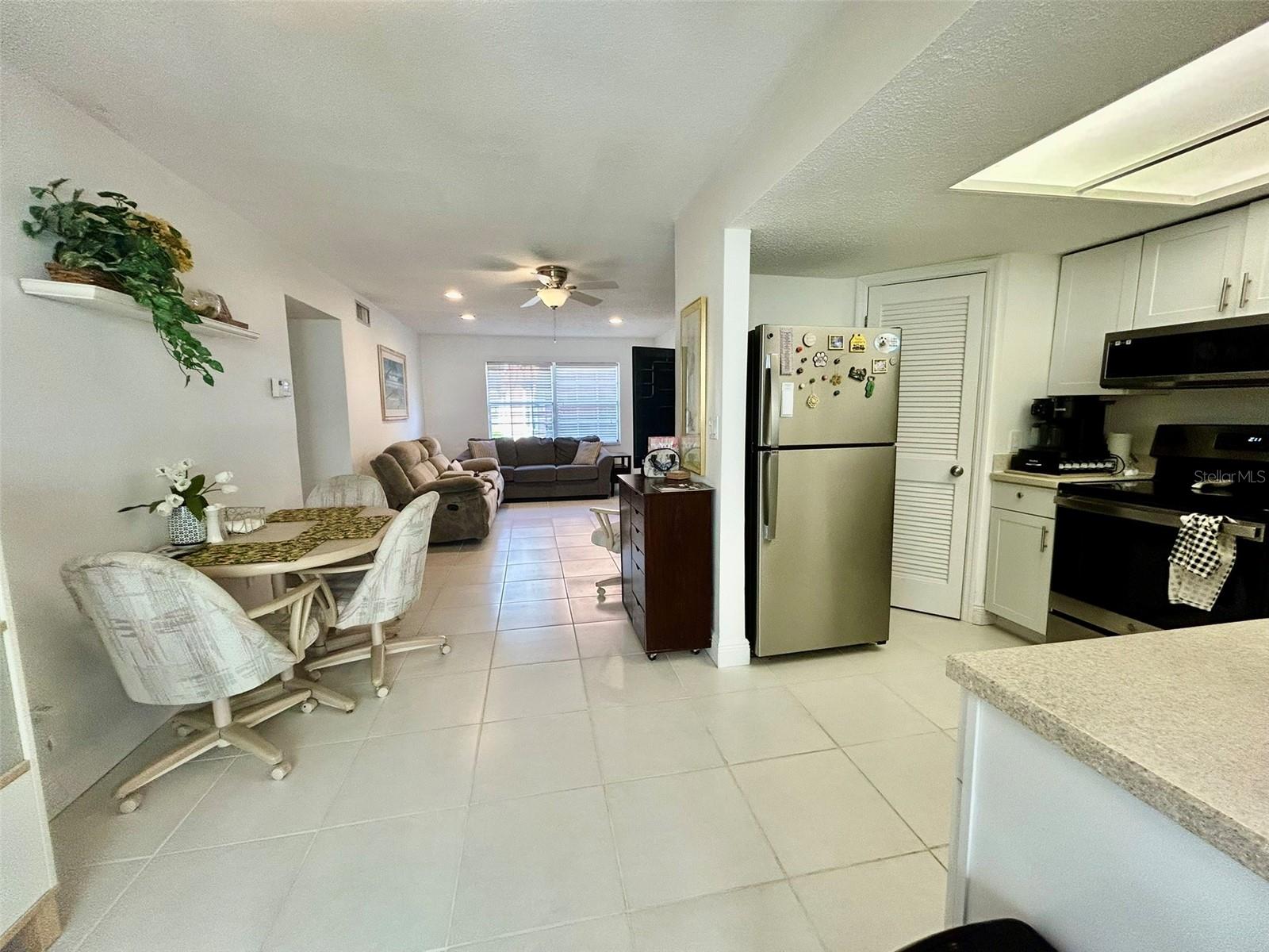 MARIA MANOR - Residential