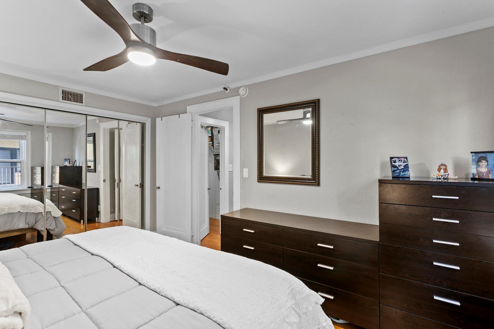 FLORI DE LEON APTS CO-OP - Residential