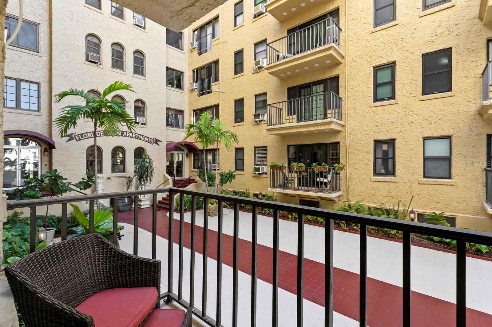 FLORI DE LEON APTS CO-OP - Residential