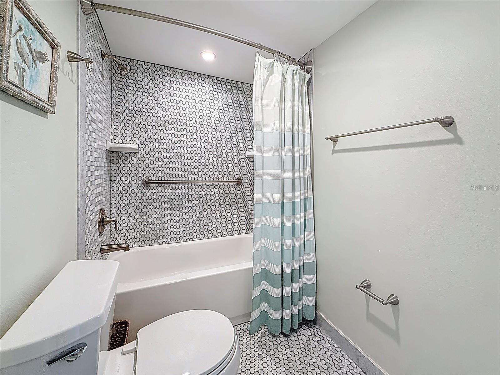 1 KEY CAPRI - Residential