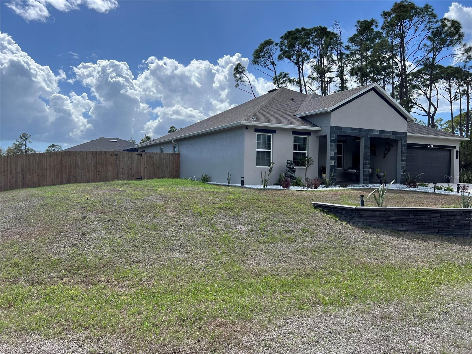 2595 HAGOPLAN LANE