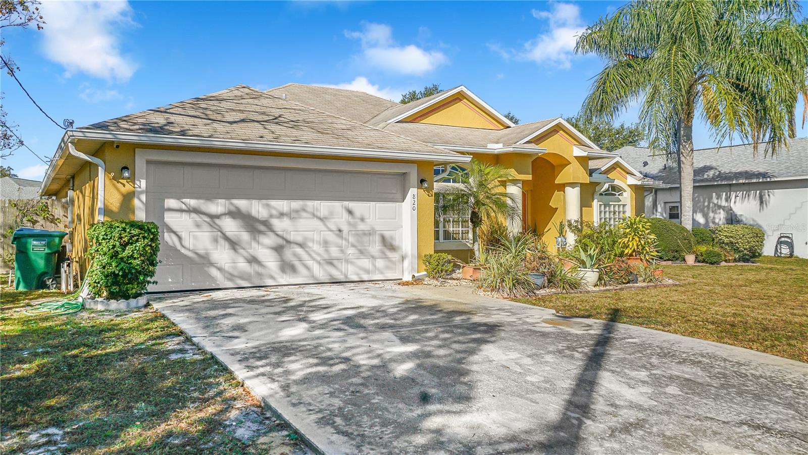 DELTONA LAKES UNIT 07 - Residential Lease