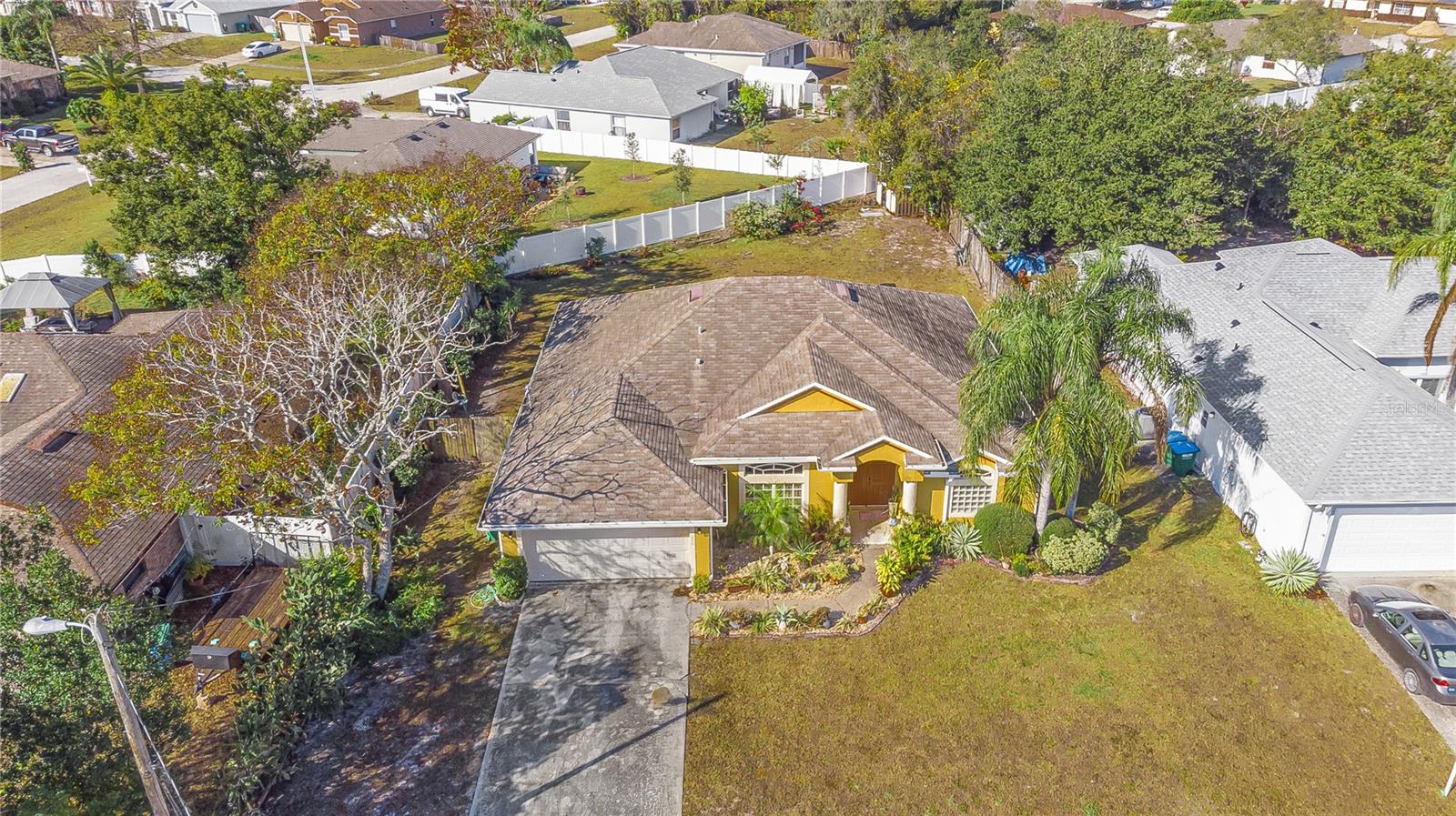 DELTONA LAKES UNIT 07 - Residential Lease