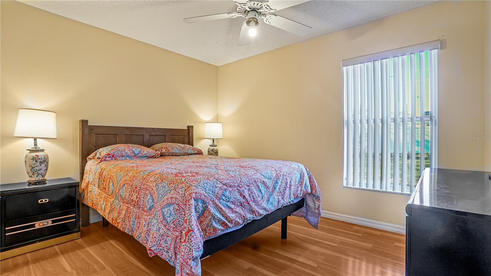 DELTONA LAKES UNIT 07 - Residential Lease