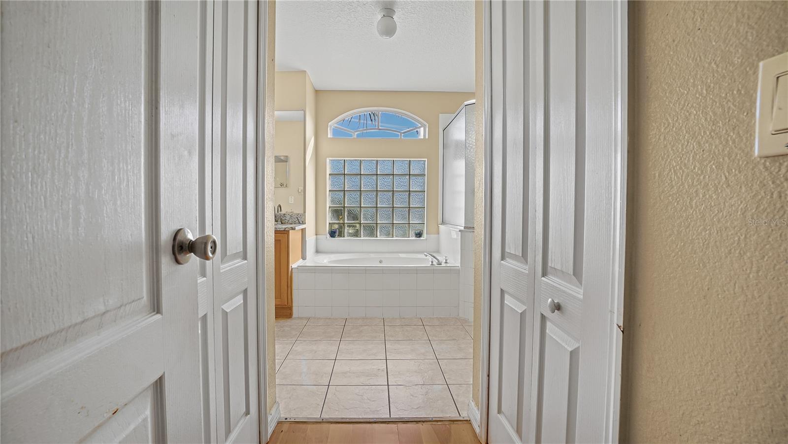 DELTONA LAKES UNIT 07 - Residential Lease