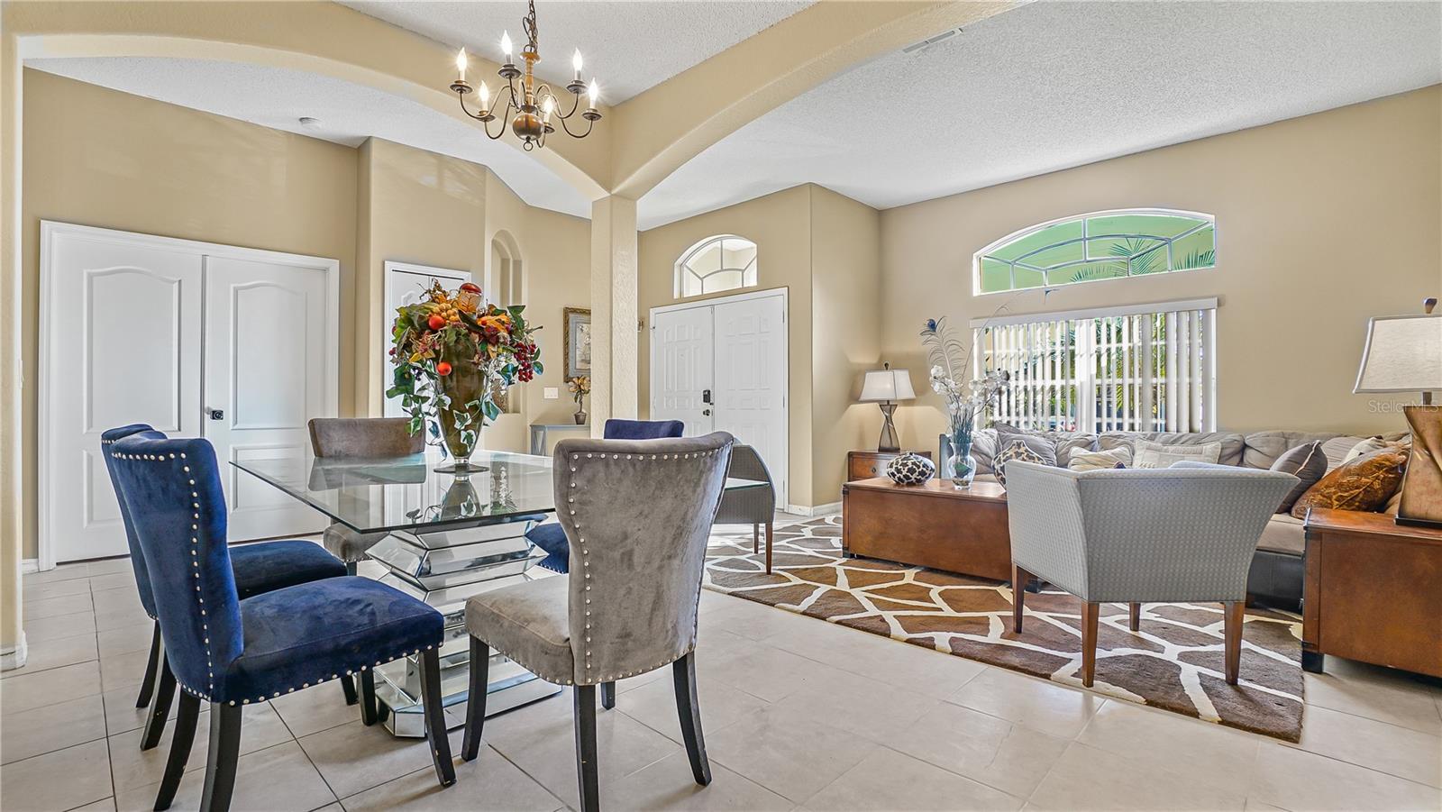 DELTONA LAKES UNIT 07 - Residential Lease