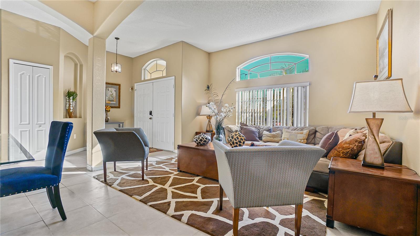 DELTONA LAKES UNIT 07 - Residential Lease