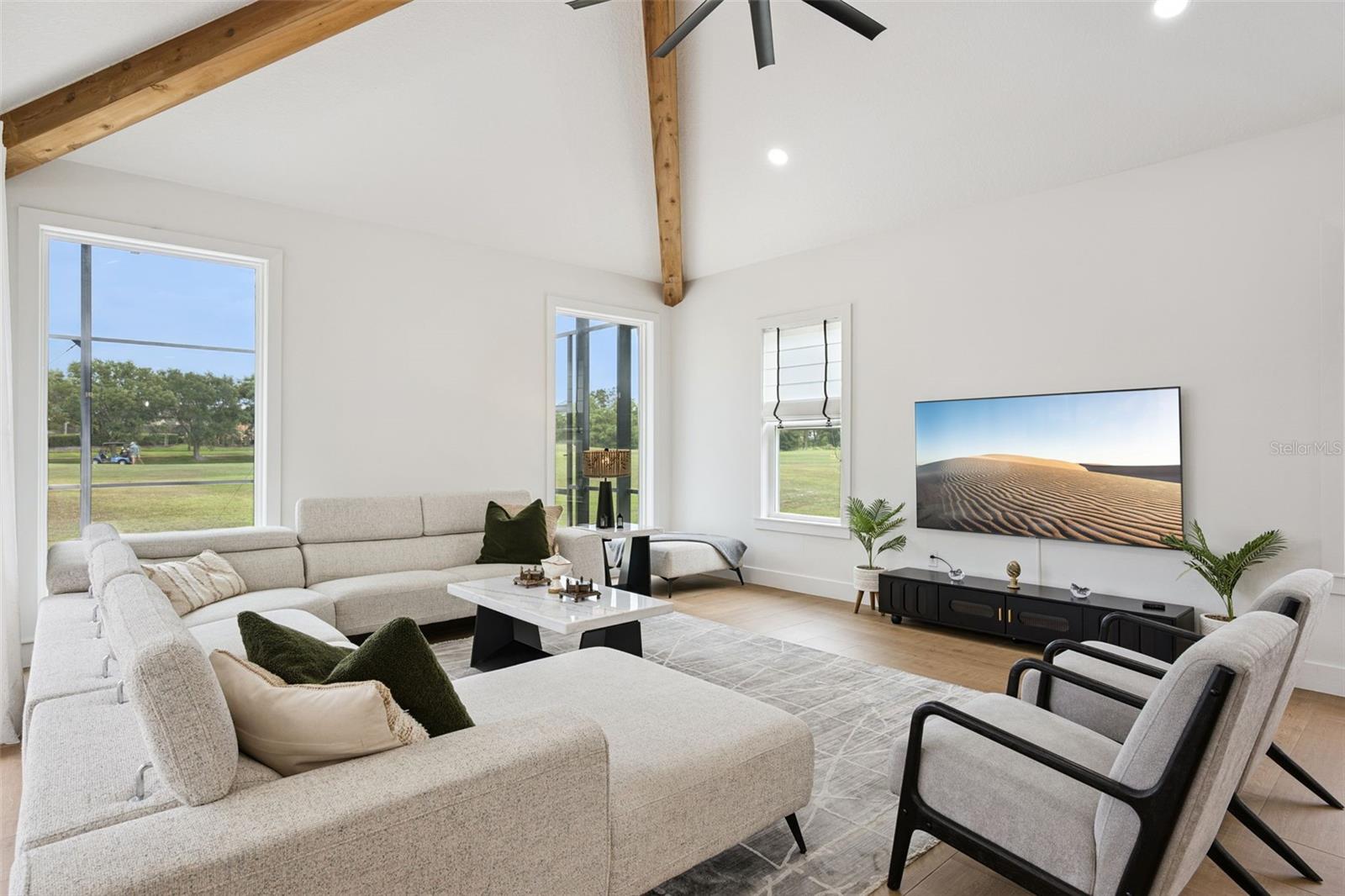 STONEYBROOK 44/122 - Residential