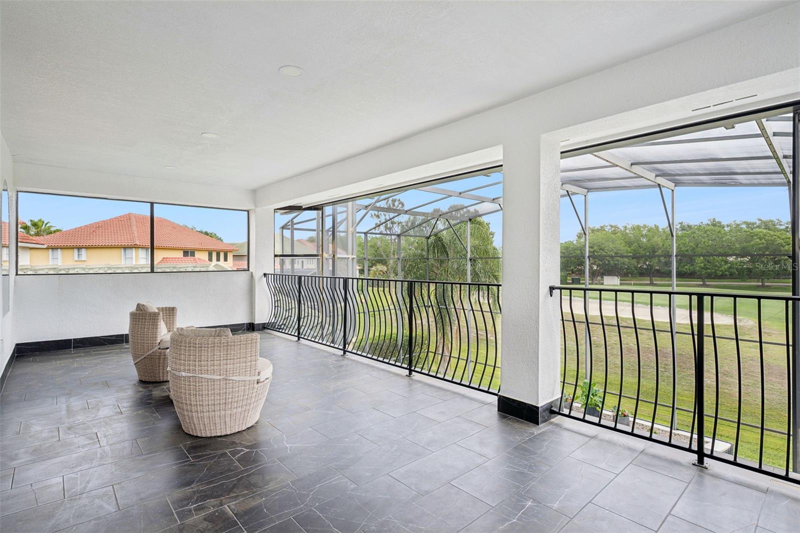 STONEYBROOK 44/122 - Residential