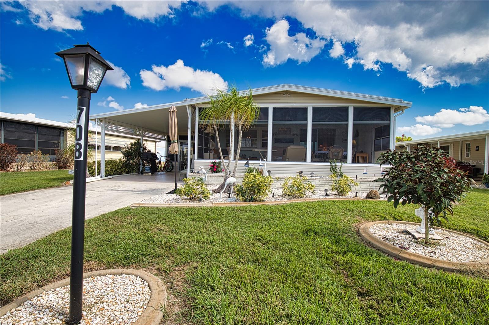 LA CASA MHP CO-OP - Residential