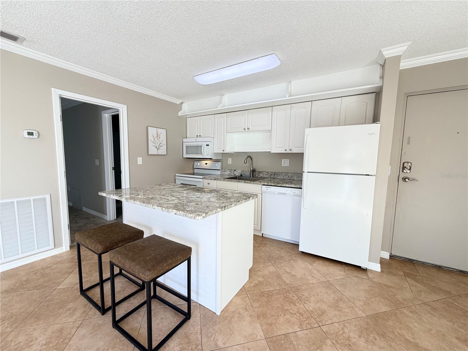 HIDDEN LAKE VILLAGE - Residential