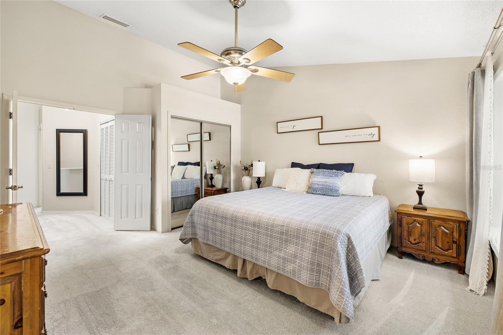 1482 CREEKSIDE CIRCLE