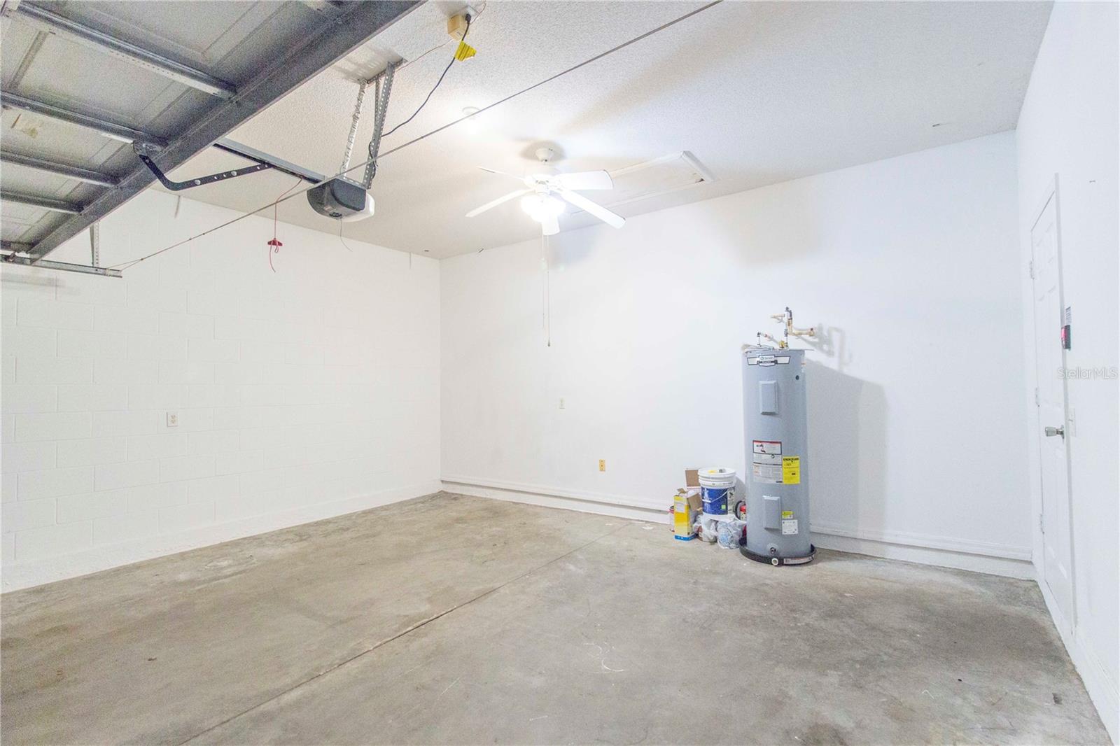 EMERALD POINTE - Residential