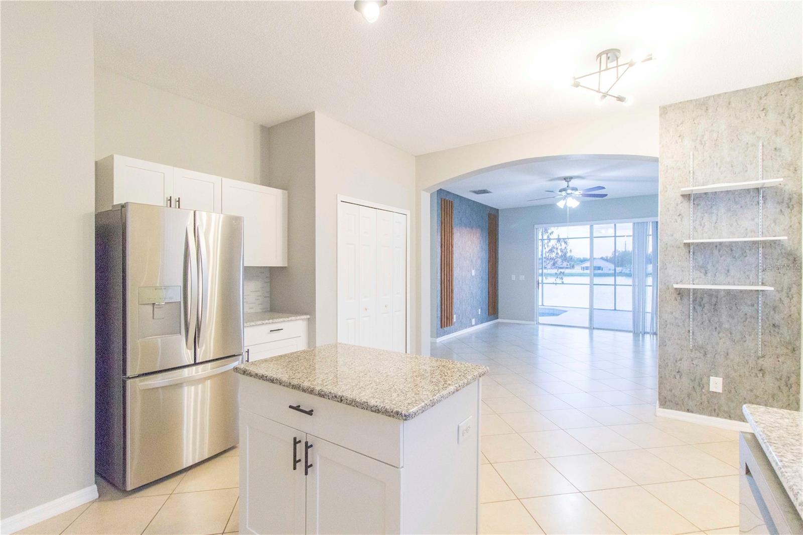 EMERALD POINTE - Residential