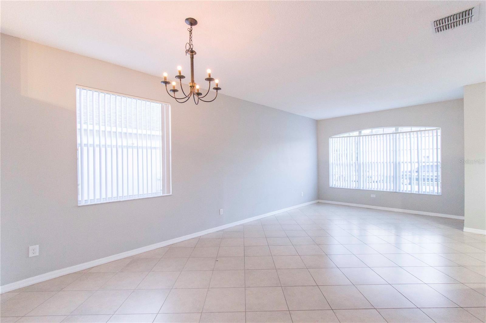 EMERALD POINTE - Residential