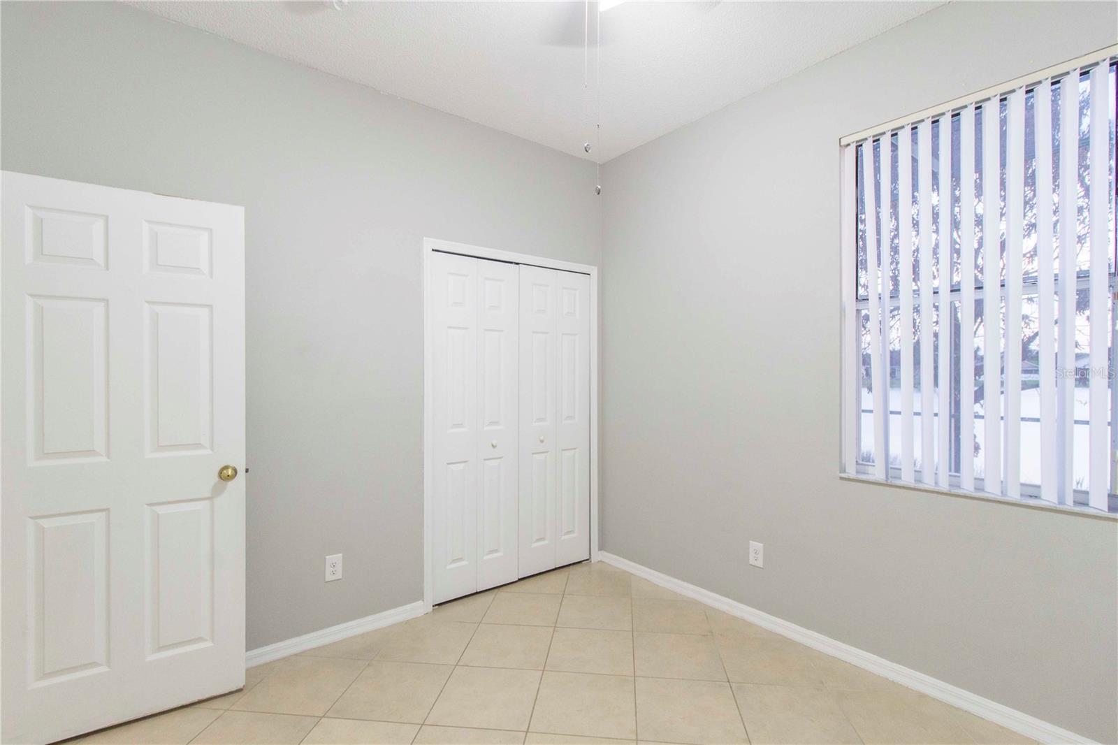 EMERALD POINTE - Residential