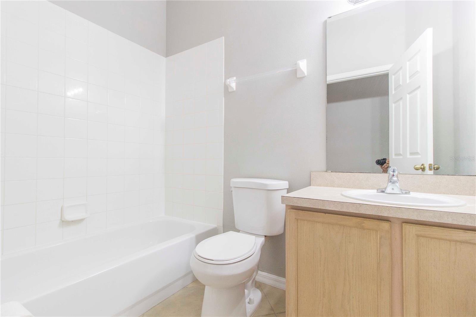 EMERALD POINTE - Residential