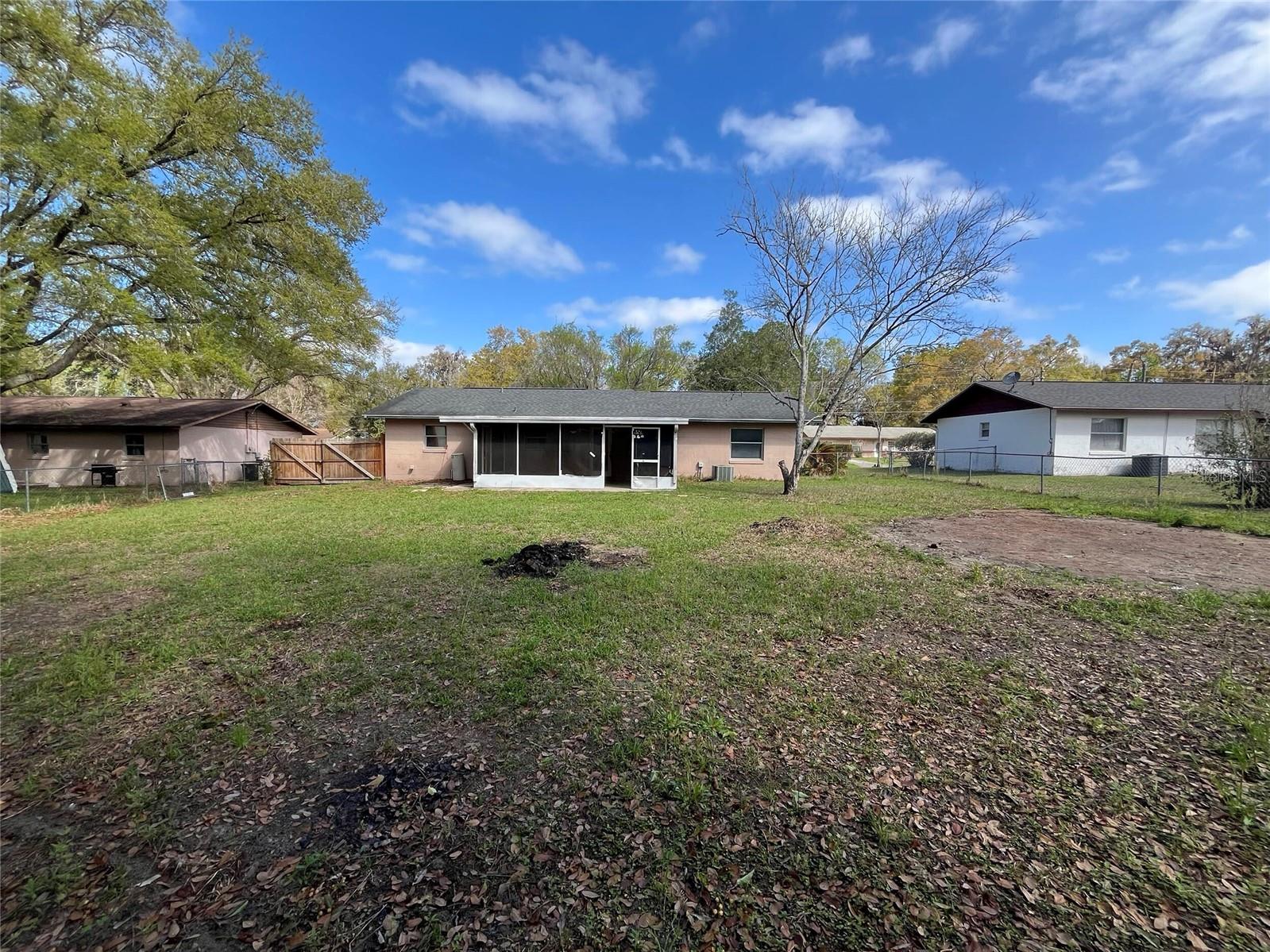 TRADE WINDS VILLAGE - Residential