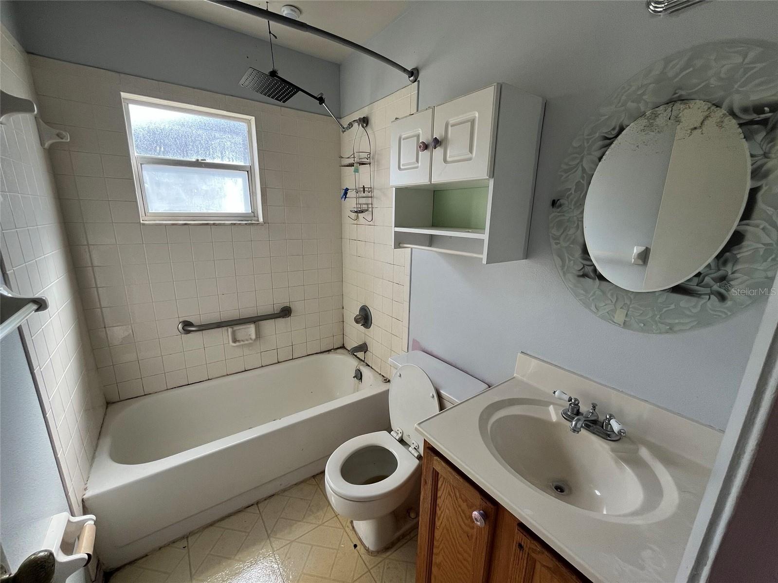 TRADE WINDS VILLAGE - Residential