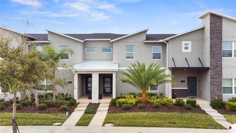 Photo of 1042 Splash Shot Pl, Davenport, FL 33896 (MLS # S5141815)