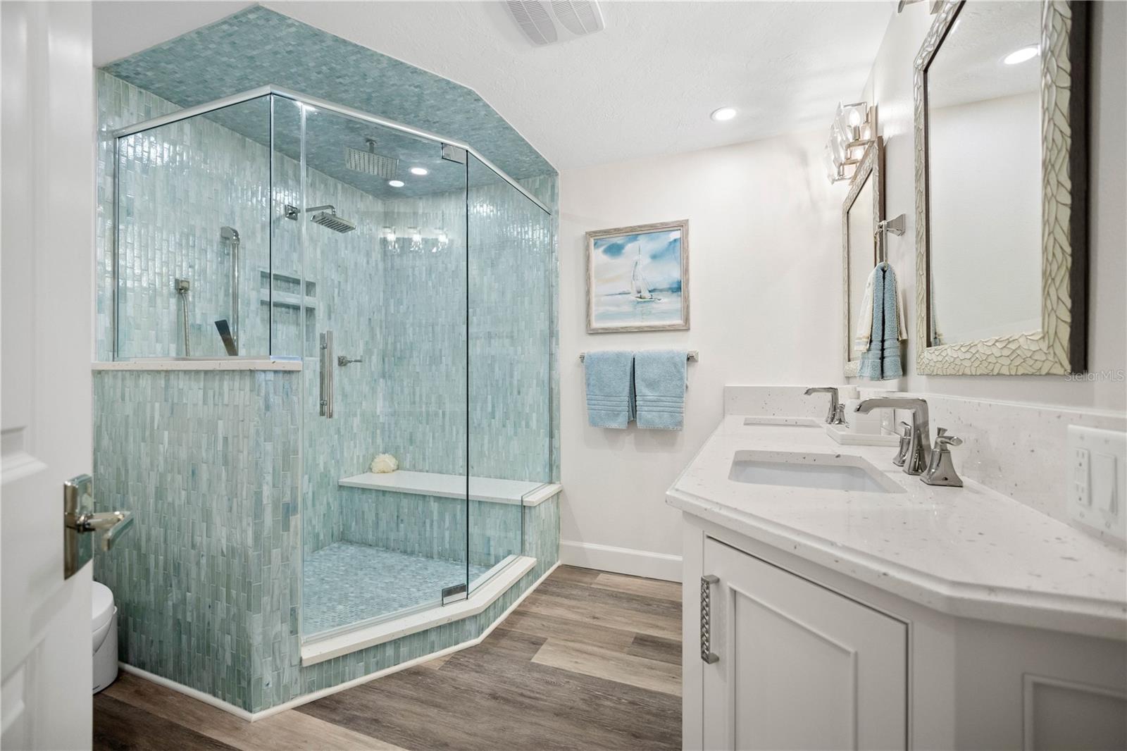 SANCTUARY IV - Residential