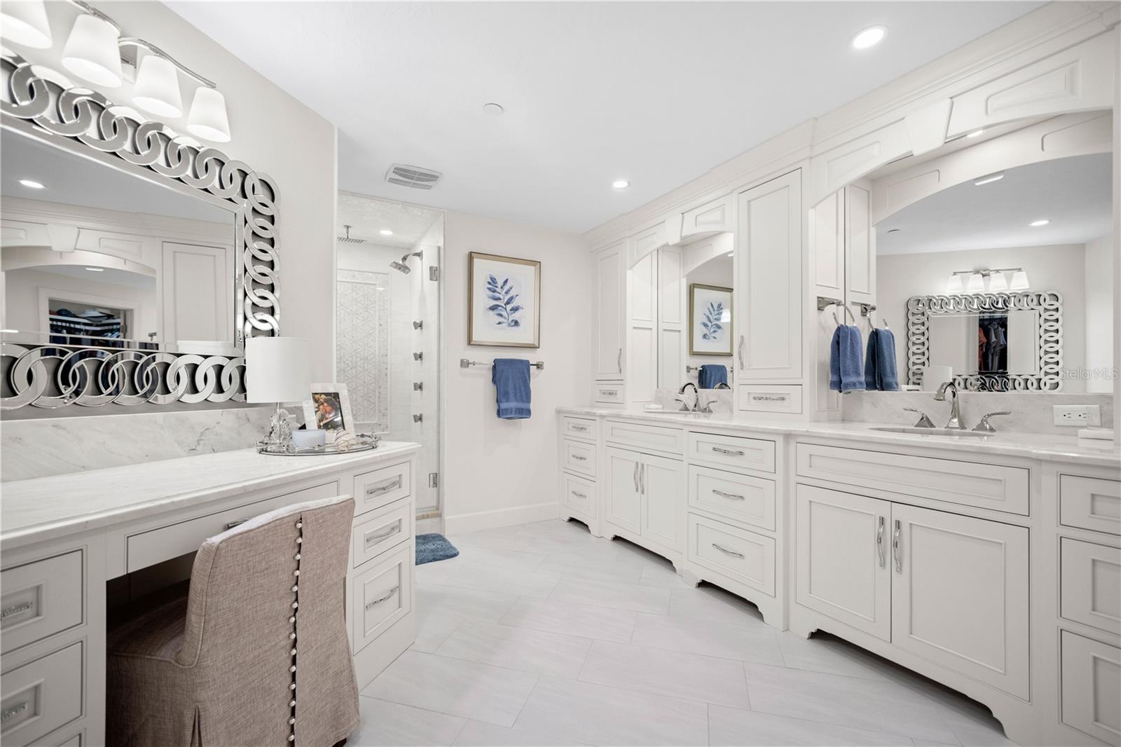 SANCTUARY IV - Residential