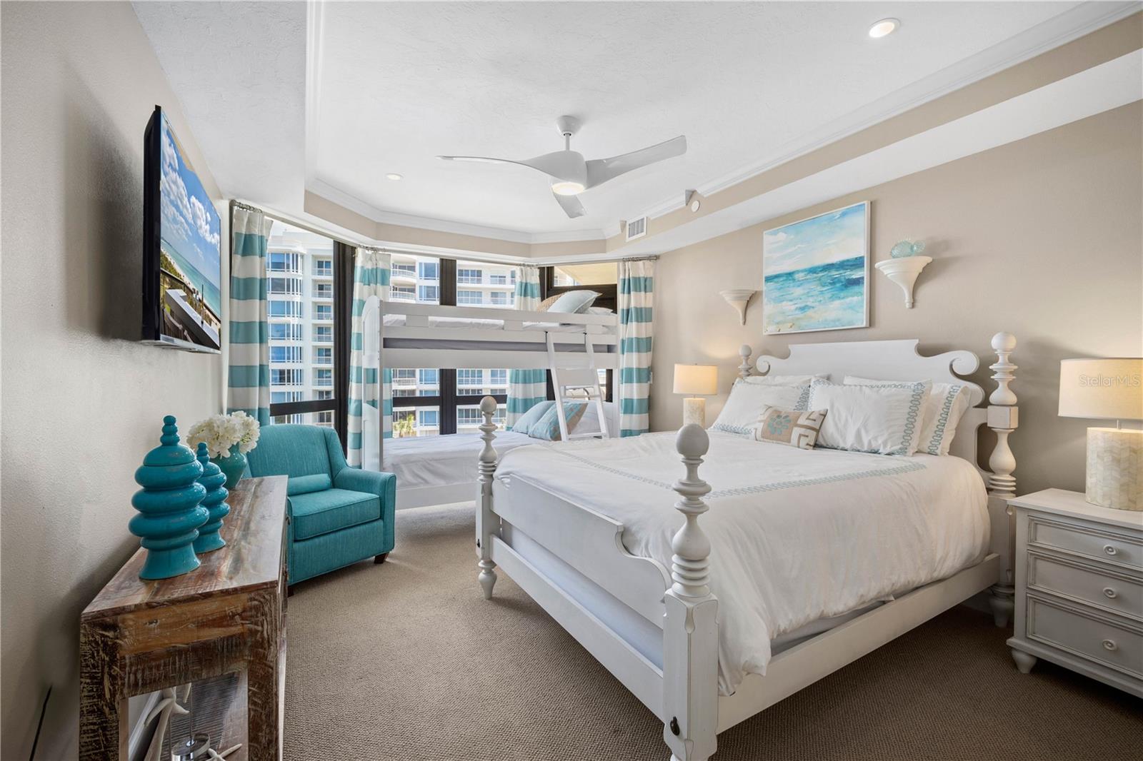 SANCTUARY IV - Residential