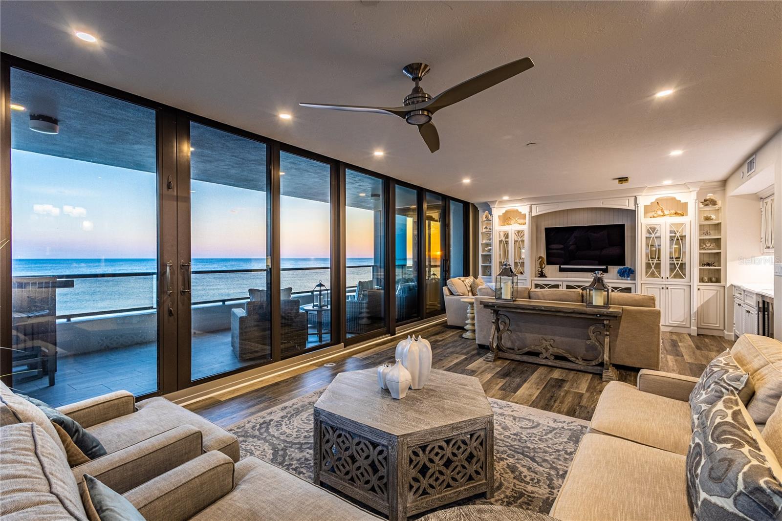 SANCTUARY IV - Residential