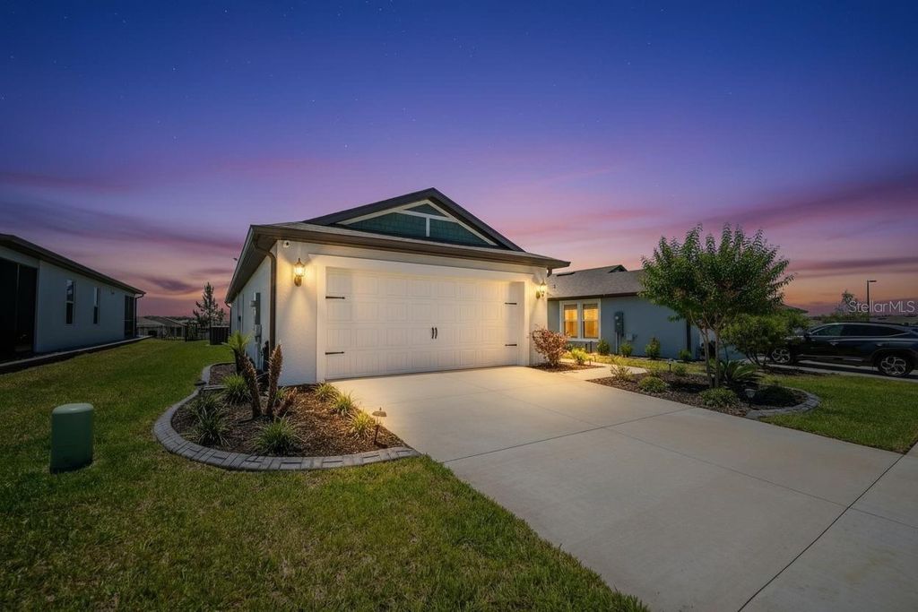 Photo of 8344 SW 54th Loop, Ocala, FL 34481 (MLS # OM724886)