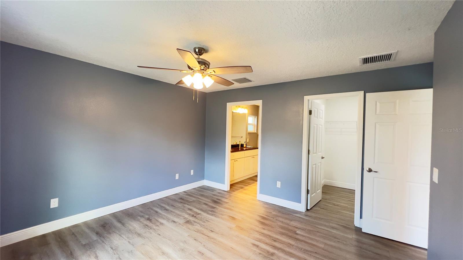 CITRUS SPGS UNIT 03 - Residential