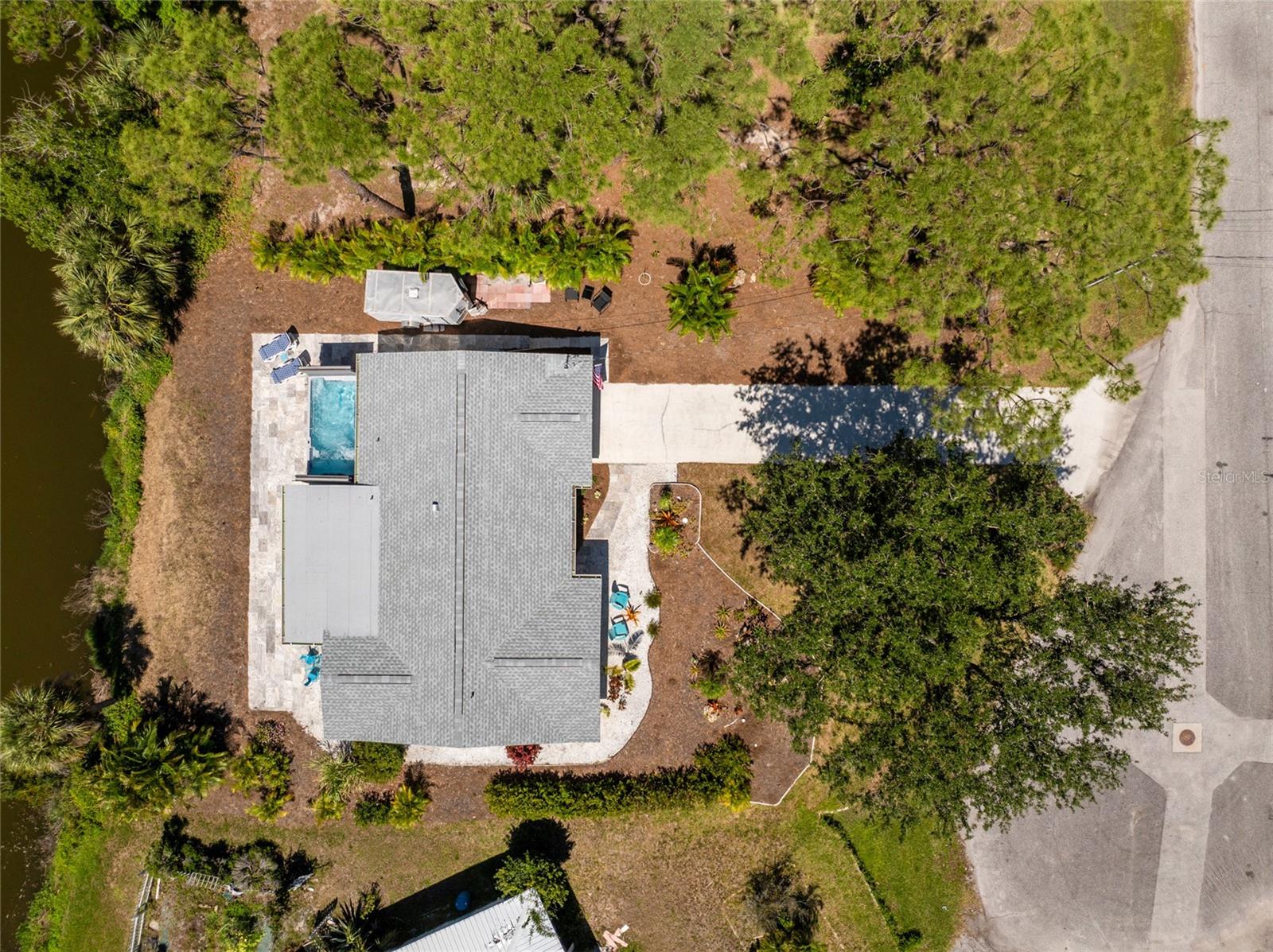 LONGLAKE ESTATES - Residential