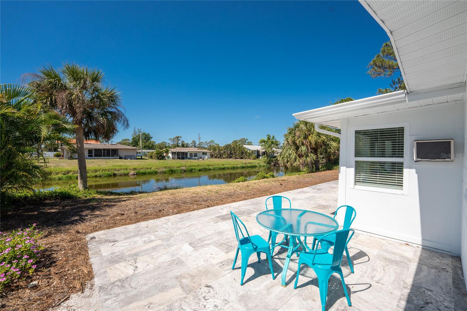 LONGLAKE ESTATES - Residential