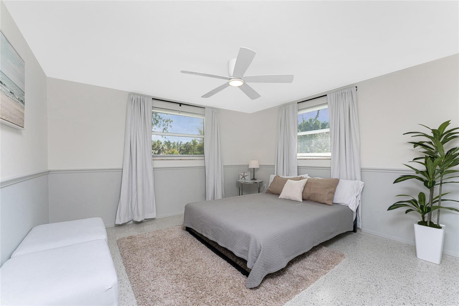 LONGLAKE ESTATES - Residential