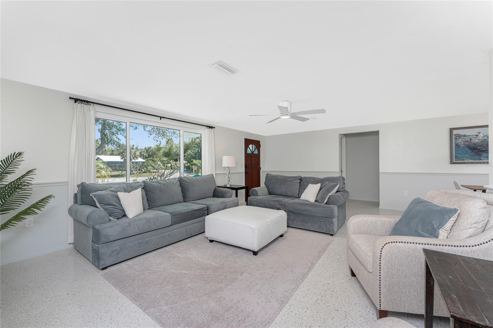 LONGLAKE ESTATES - Residential