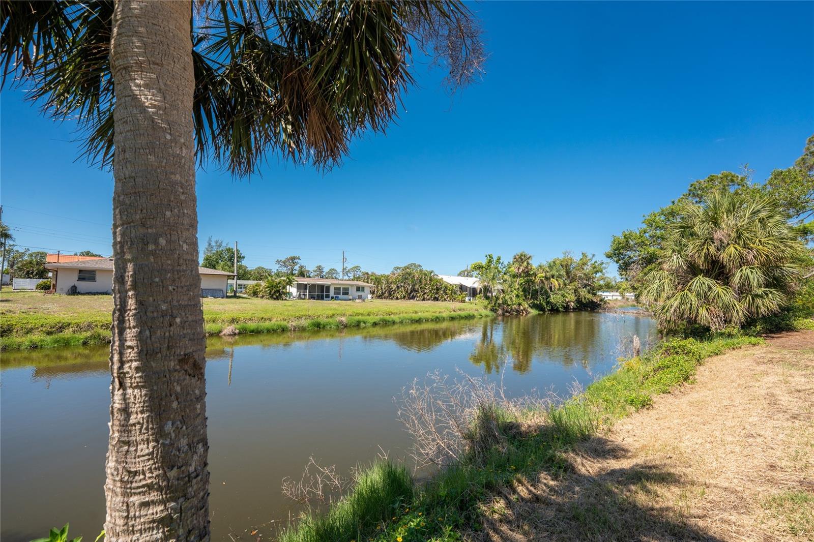 LONGLAKE ESTATES - Residential