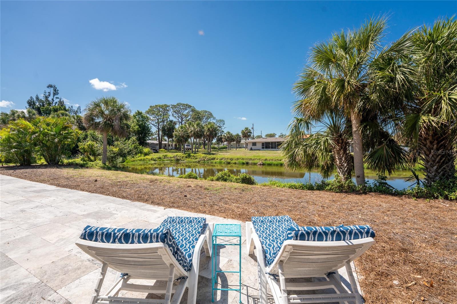 LONGLAKE ESTATES - Residential