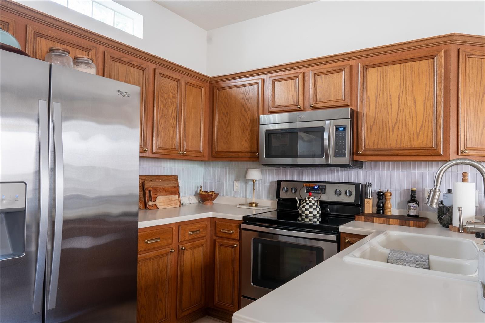 PALM LAKES - Residential