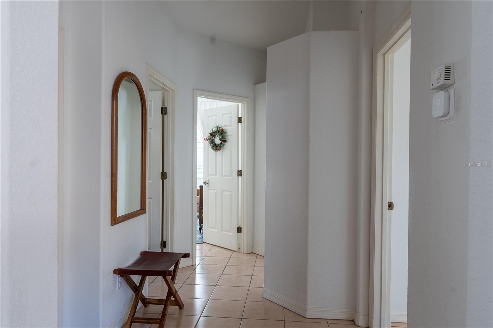 PALM LAKES - Residential