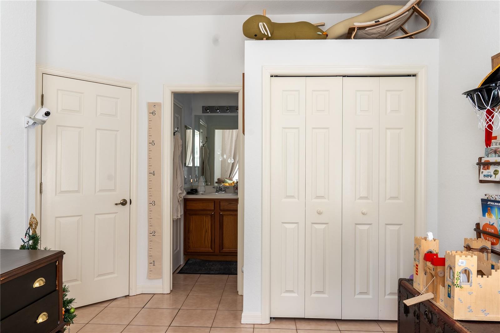 PALM LAKES - Residential